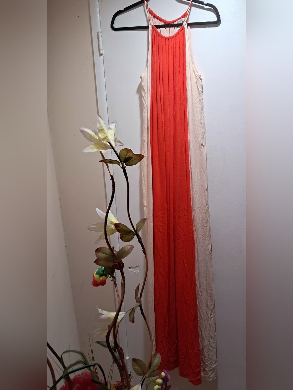 Ella Moss Orange and Cream Halter Maxi Dress Size:S - Picture 2 of 16